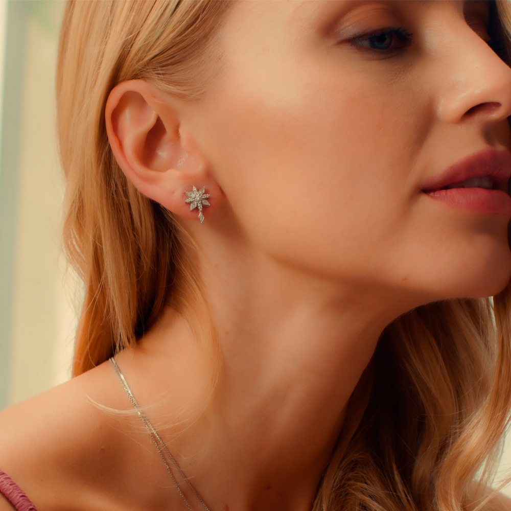 Brincos Afeto em Ouro Branco com Diamantes