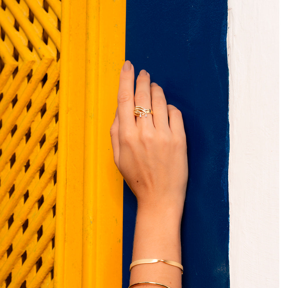 Anel Ritmo em Ouro Amarelo com Diamantes